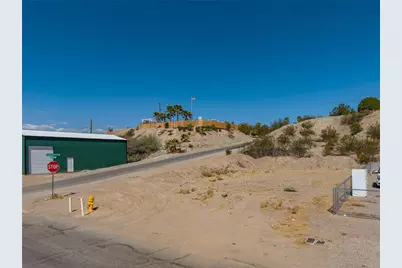 901 Swan Drive, Bullhead City, AZ 86442 - Photo 38