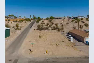 901 Swan Drive, Bullhead City, AZ 86442 - Photo 22