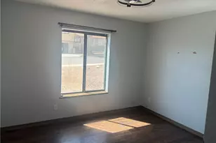 295 Greenway Dr, Kingman, AZ 86401 - Photo 6