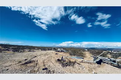 2724 S Jade Road, Golden Valley, AZ 86413 - Photo 6