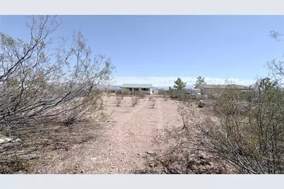 2330 S Estrella Road, Golden Valley, AZ 86413 - Photo 6