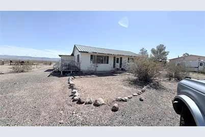 2330 S Estrella Road, Golden Valley, AZ 86413 - Photo 2
