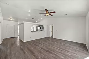 1566 Kalil Dr, Bullhead City, AZ 86442 - Photo 4