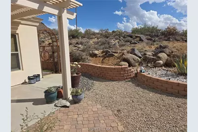 3450 W Chea Dr., Golden Valley, AZ 86413 - Photo 4