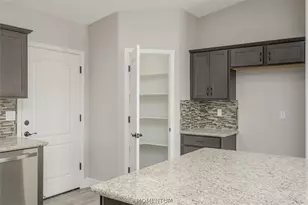 5627 S Club House Dr, Fort Mohave, AZ 86426 - Photo 18