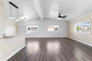 976 Roadrunner Dr, Bullhead City, AZ 86442 - Photo 6