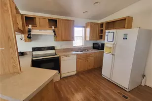 280 W Bright Angel Dr, Meadview, AZ 86444 - Photo 12