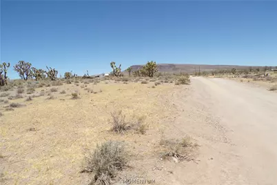 327-05-339 N Lost Mine Drive, Dolan Springs, AZ 86441 - Photo 4