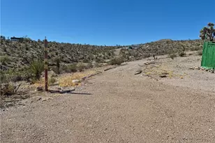 1900 W Guardian Dr, Meadview, AZ 86444 - Photo 14