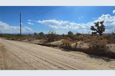 11844 S Nolan Road, Yucca, AZ 86438 - Photo 16