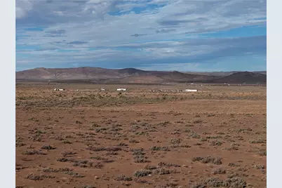 340-14-028 N Bee Drive, Dolan Springs, AZ 86441 - Photo 4