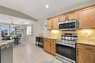 2401 Topanga Dr, Bullhead City, AZ 86442 - Photo 14