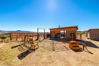 7649 N Frerichs Ranch Road, Hackberry, AZ 86411 - Photo 34