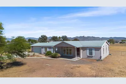 572 S Santa Maria Road, Golden Valley, AZ 86413 - Photo 4