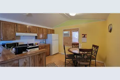 870 S Escuela Road, Golden Valley, AZ 86413 - Photo 8
