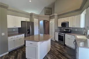 2288 Mountainside, Bullhead City, AZ 86442 - Photo 12