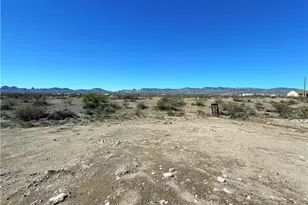 4745 N Eloy Rd, Golden Valley, AZ 86413 - Photo 20