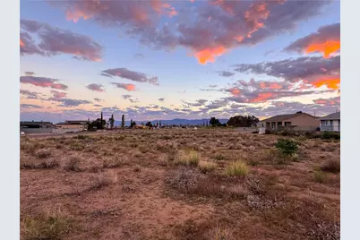 9618 N Concho Drive, Kingman, AZ 86401 - Photo 8