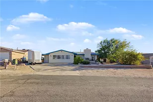 2740 Shasta Ln, Lake Havasu City, AZ 86403 - Photo 2