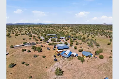 64555 N Peaceful Hill Road, Seligman, AZ 86337 - Photo 68