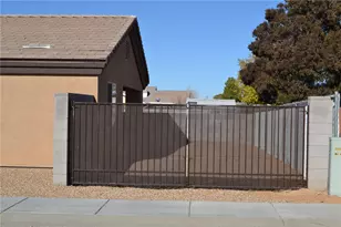 3626 N Willow Rd, Kingman, AZ 86409 - Photo 2