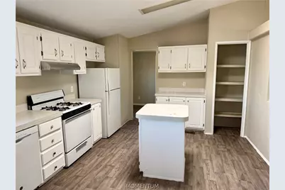 2389 Castle Rock Circle, Bullhead City, AZ 86442 - Photo 10