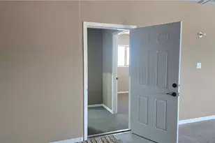 4302 W Speedway Rd, Yucca, AZ 86438 - Photo 20