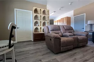 4302 W Speedway Rd, Yucca, AZ 86438 - Photo 10