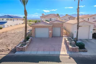 2925 Camino Del Rio, Bullhead City, AZ 86442 - Photo 2