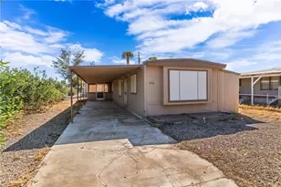 252 Willowood Ln, Bullhead City, AZ 86442 - Photo 2