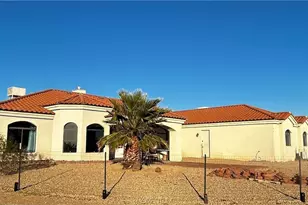 21038 S Cheyenne Rd, Yucca, AZ 86438 - Photo 4