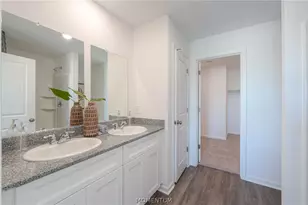 2476 Martin Pl, Bullhead City, AZ 86442 - Photo 14