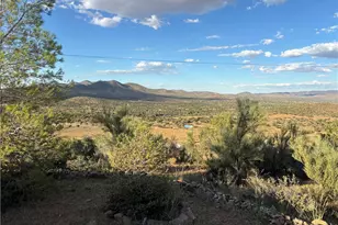 9801 E Nellie Dr, Kingman, AZ 86401 - Photo 4