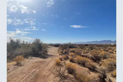 3955 N Aguila Road, Golden Valley, AZ 86413 - Photo 4