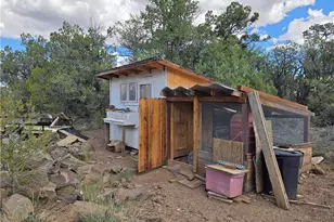 30901 W Ancient Way, Seligman, AZ 86337 - Photo 24