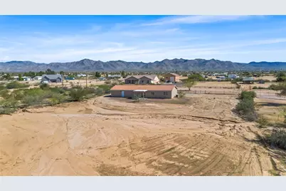 3593 N Maverick Road, Golden Valley, AZ 86413 - Photo 42