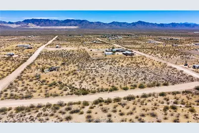 308-29-180N W Ida Drive, Golden Valley, AZ 86413 - Photo 2