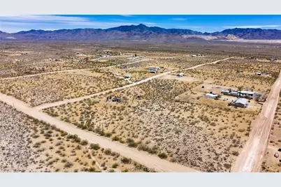 308-29-180S W Joseph, Golden Valley, AZ 86413 - Photo 10