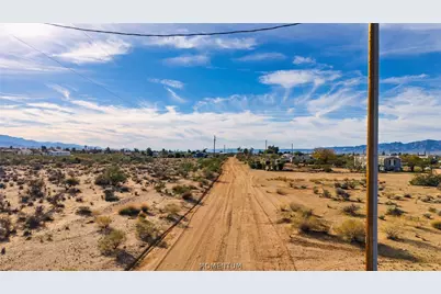 306-04-042A N Santa Cruz, Golden Valley, AZ 86413 - Photo 8