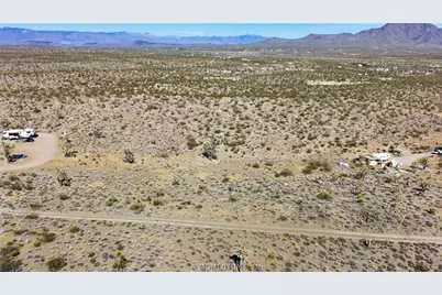 319-08-282 N Kaibab Road, Dolan Springs, AZ 86441 - Photo 2