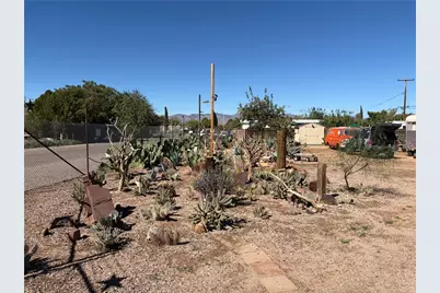 4009 E Shaeffer Avenue, Kingman, AZ 86409 - Photo 2