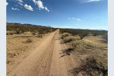 326-09-110 Havasu Road, Dolan Springs, AZ 86441 - Photo 6