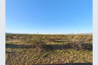 5883 Macayo Drive, Golden Valley, AZ 86413 - Photo 2
