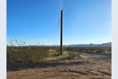 5883 Macayo Drive, Golden Valley, AZ 86413 - Photo 12