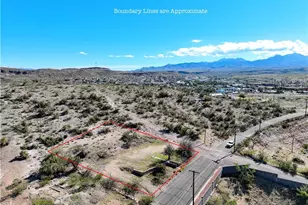 1031 Kit Carson Rd, Kingman, AZ 86401 - Photo 1