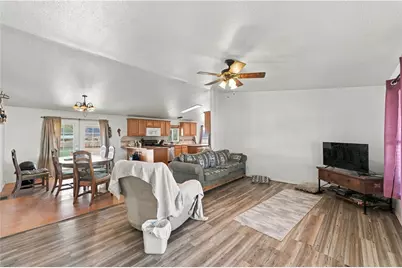 3446 W Malibu Road, Golden Valley, AZ 86413 - Photo 12