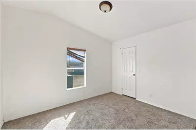3446 W Malibu Road, Golden Valley, AZ 86413 - Photo 14