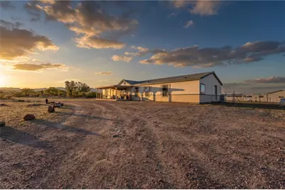 3446 W Malibu Road, Golden Valley, AZ 86413 - Photo 1