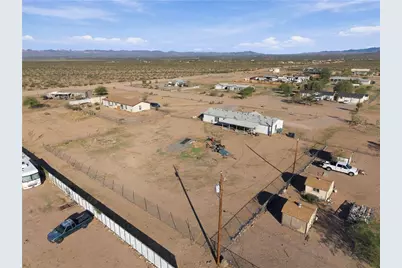 3446 W Malibu Road, Golden Valley, AZ 86413 - Photo 40