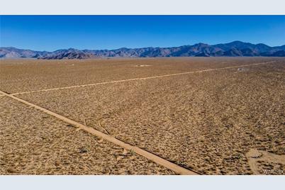 2775 Brittlebush Drive, Yucca, AZ 86438 - Photo 6